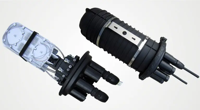 MANGA TIPO DOMO 48-HILOS CIERRE TERMOFUSIÓN 2 BANDEJAS